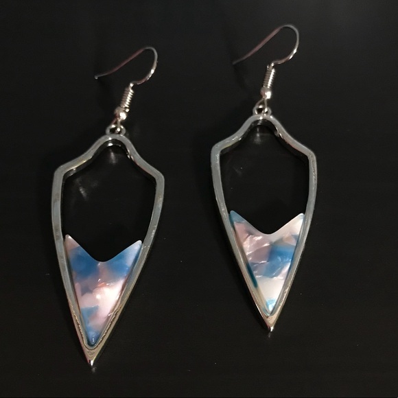 Jewelry - 3/$20 Classic Silver Arrow Style Earrings